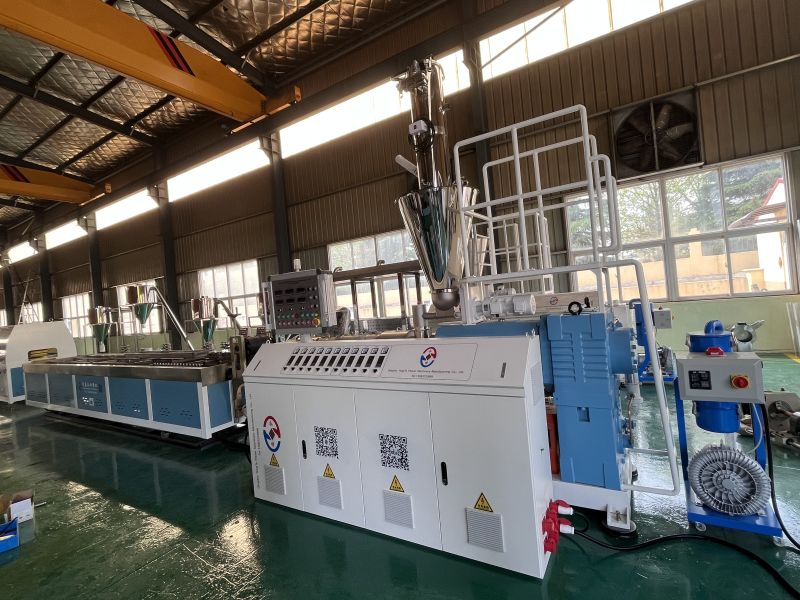 Maintenance of WPC decking extrusion machine