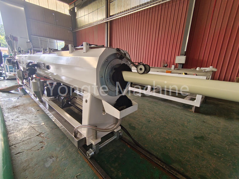 Yongte 50-160mm PVC pipe extrusion machine is inspected successfully